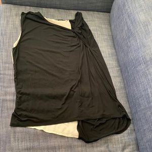 Ellie Tahari top. Casual soft attractive blouse.